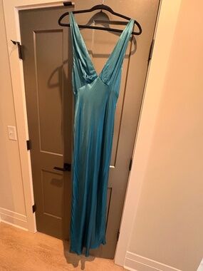 midi dress under 20 Lucinda Twist Back Midi Dress Blue